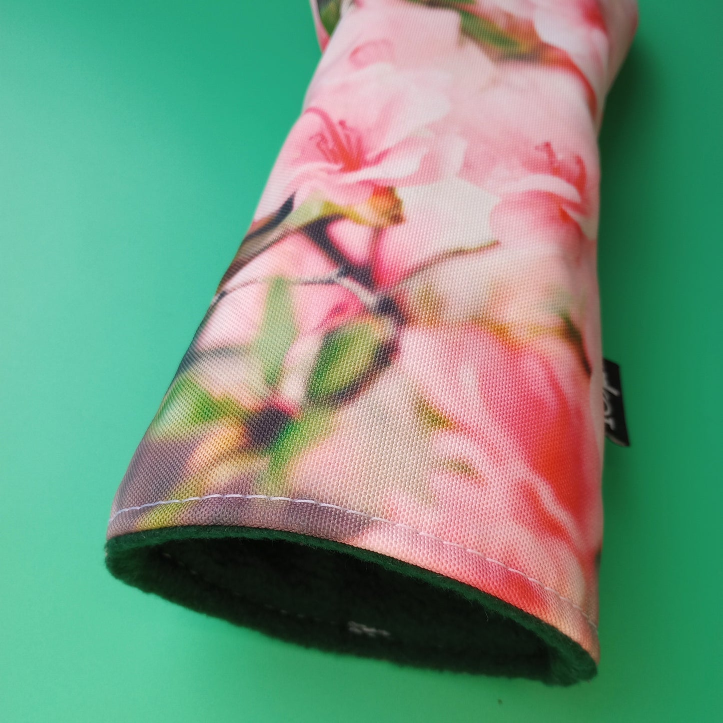 Azalea Sleeve Headcover